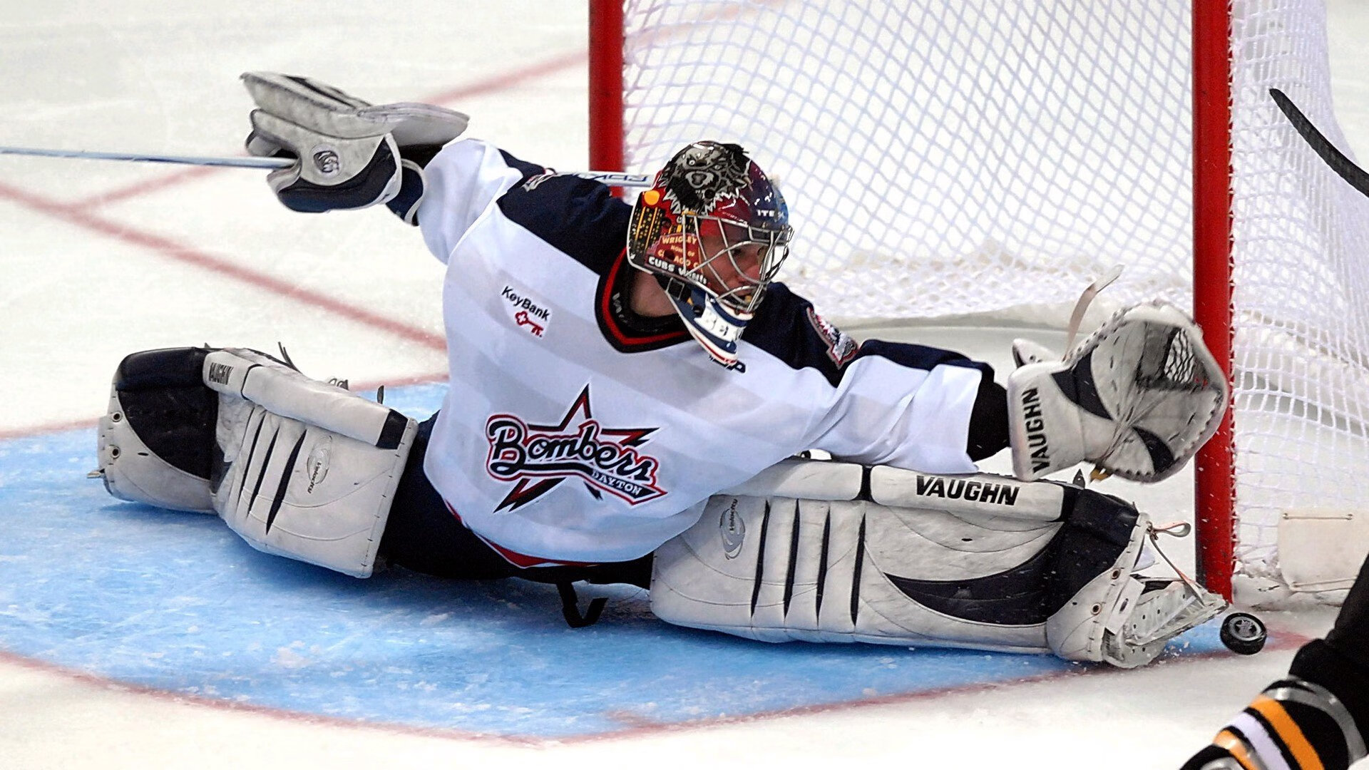 被实力折服！新疆签约路易斯·金，攻防俱佳成核心，路易斯库尔勒